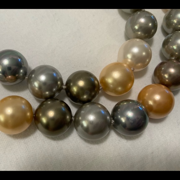 COPY - 18” string. Approx 1/2 “ fresh water multi colored pearls. Beautiful lus… - Picture 5 of 7